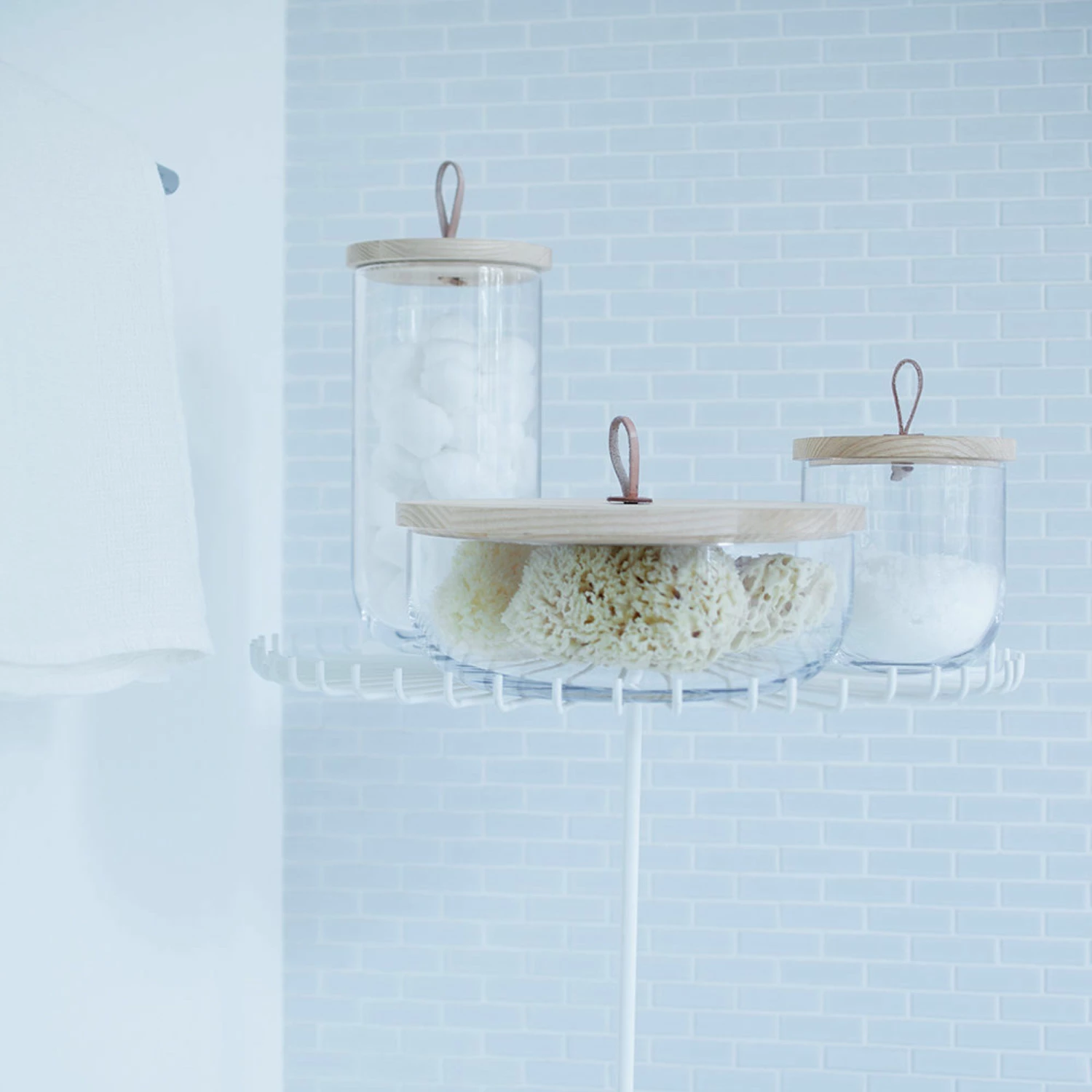 LSA International Ivalo Container with Ash Lid 11cm 6 LSA International Ivalo Container with Ash Lid 11cm