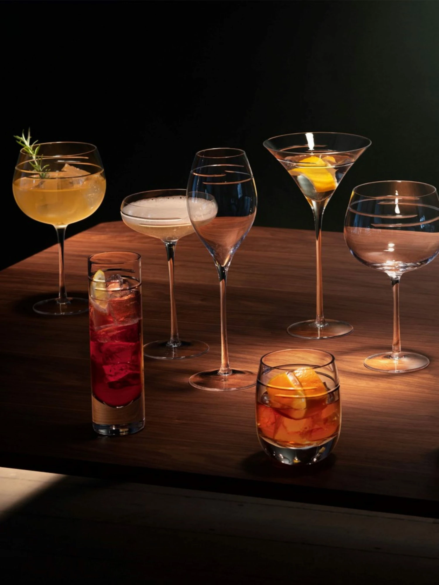 LSA International Set of 2 Verso Tulip Champagne Flutes 7 LSA International Set of 2 Verso Tulip Champagne Flutes