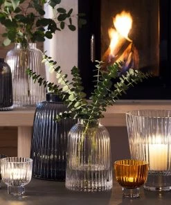 LSA International Clear Pleat Vase H26cm 10 LSA International Clear Pleat Vase H26cm